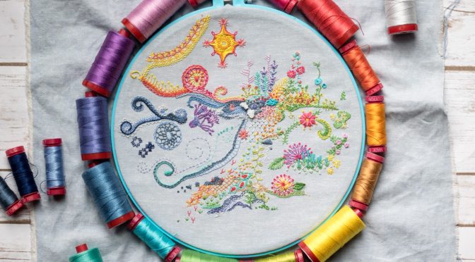 Spiral Stem Stitch Tutorial (also known as Circular Stem Stitch) - And  Other Adventures Embroidery Co